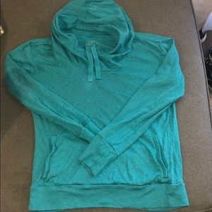 Women’s Columbia pullover top